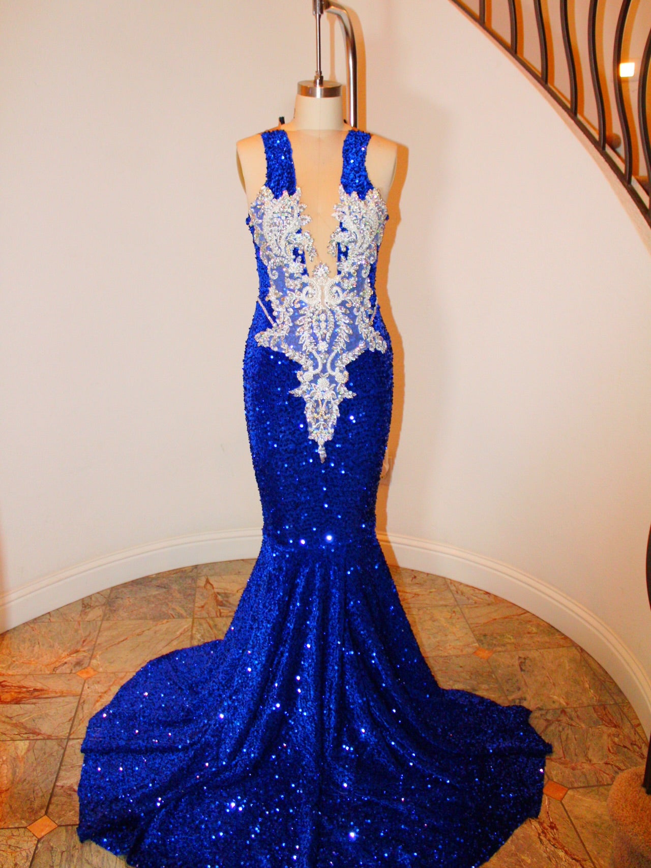 Blue and white LAURENLEECOUTURE Blue and white LAURENLEECOUTURE
